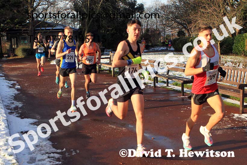 The 2022 Saltwell 10k Road Race, Gateshead.  Photo: David T. Hewitson/Sports for All Pics